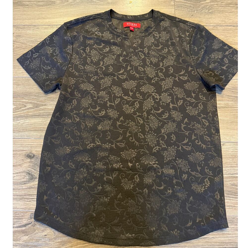 GUESS Los Angeles Men's Small Black Tonal Floral Textured Notch Neck T-Shirt